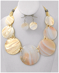 silver tone shell necklace